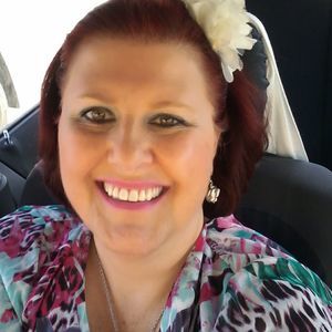 Meet your Posher, Debbie